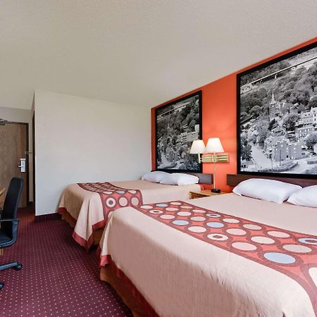 Super 8 Martinsburg Hotel Exterior photo